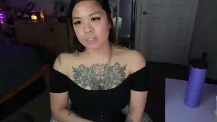 dolllface