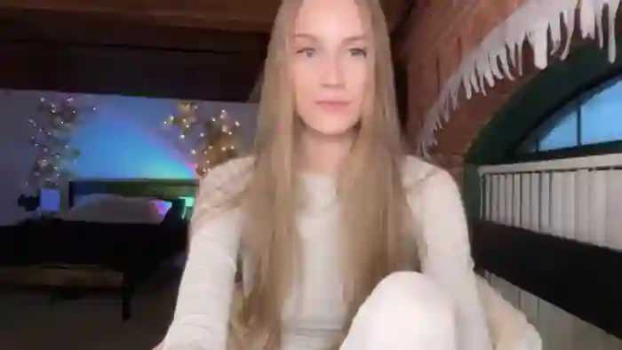 Luna_Moore1