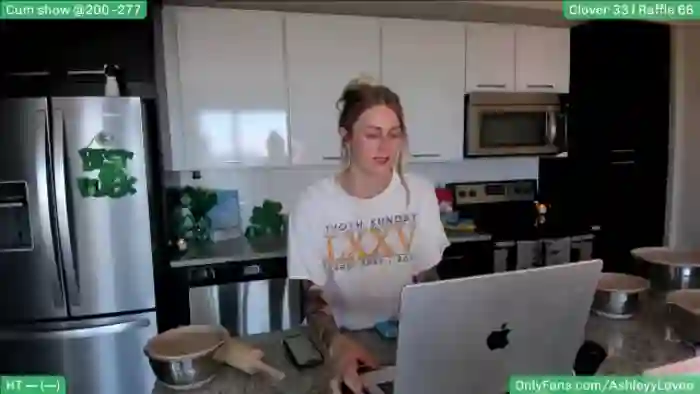 Ashleyylovee