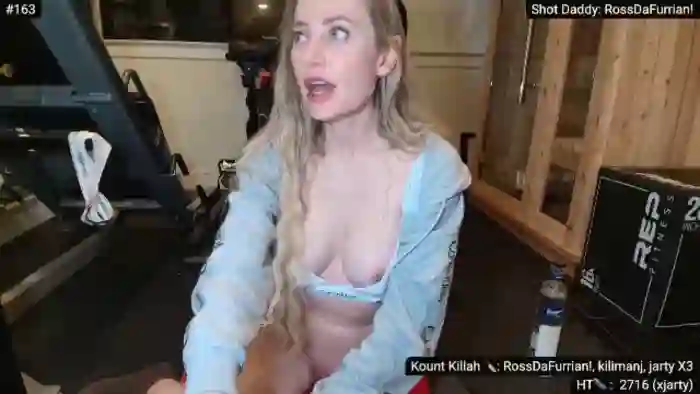 aleXis