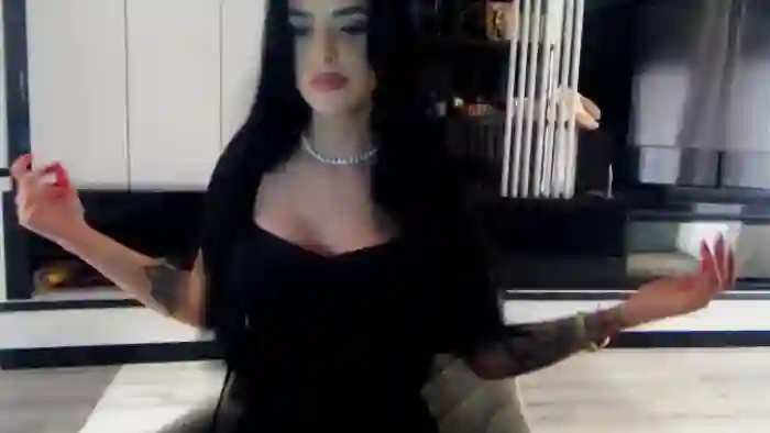 NicoleCrystal