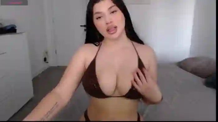 Julia____