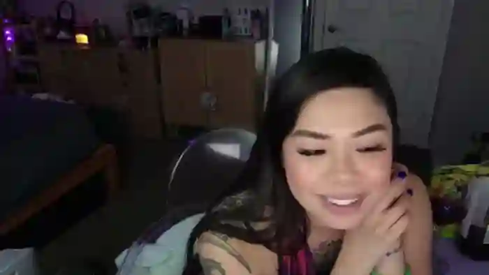 dolllface