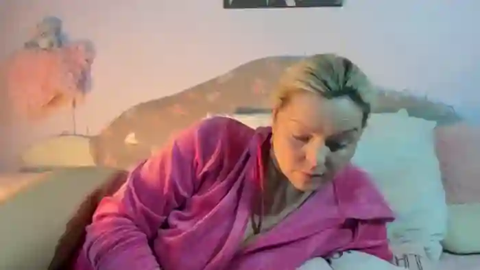 BlondeKylie