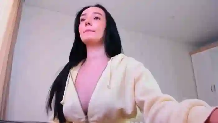 Karlee_Grey_