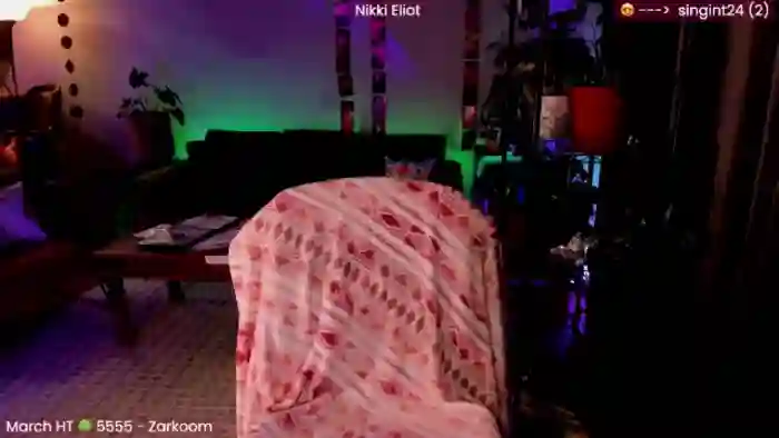 NikkiEliot