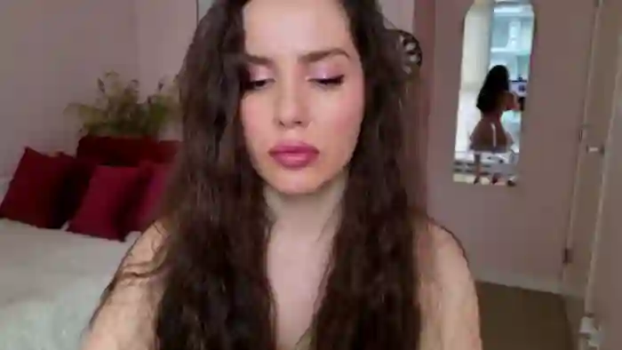 BellaBaxter