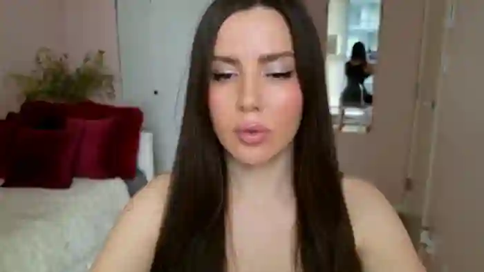 BellaBaxter