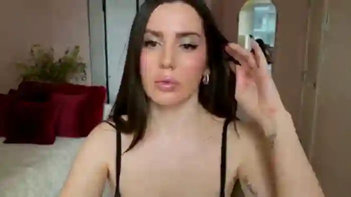 BellaBaxter