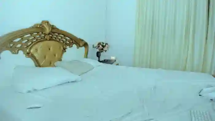 NycoleAniston