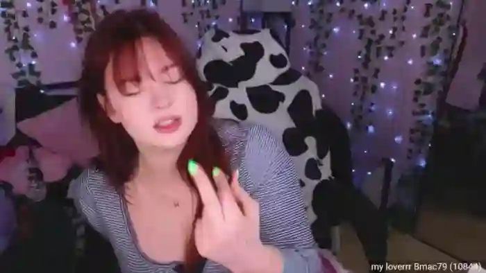 naughtybella_
