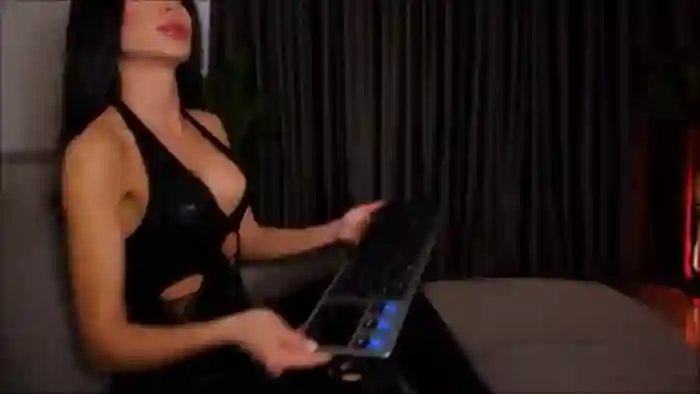 QueenANNYA