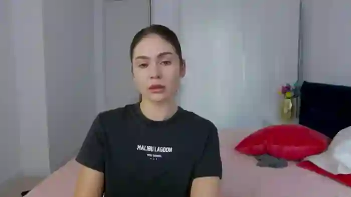 NaiaaBee