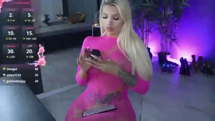 Shayblonde
