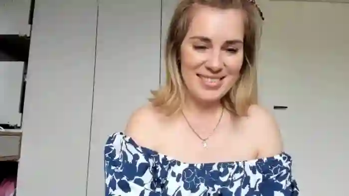 PrettyWomen31