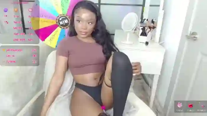 AaliyahT