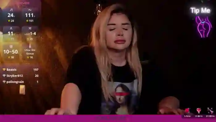 Amber_Xs