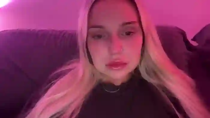 KissMyTitsPls