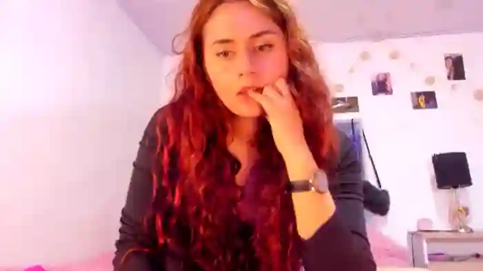 NaughtySaraa