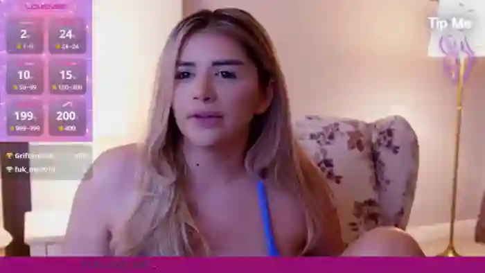 Amber_Xs