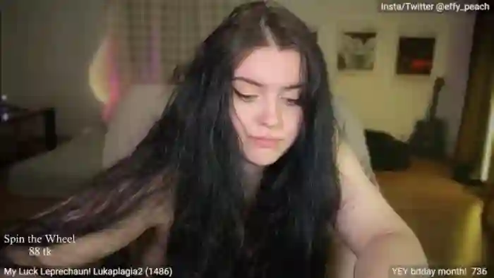 Effy_peach