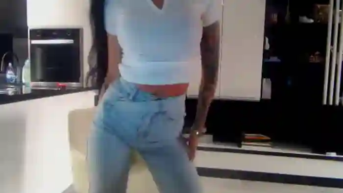 NicoleCrystal