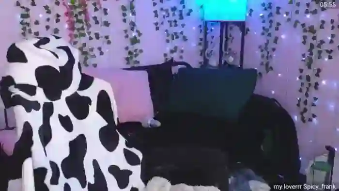 naughtybella_