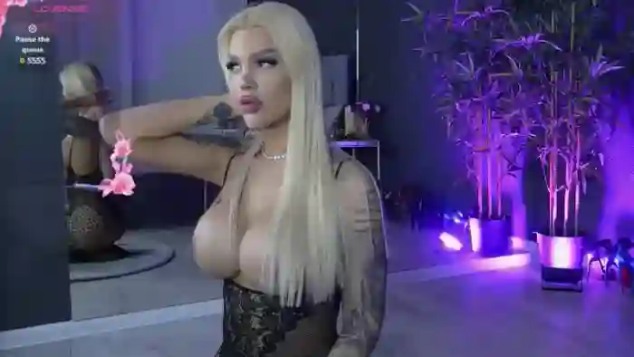 Shayblonde