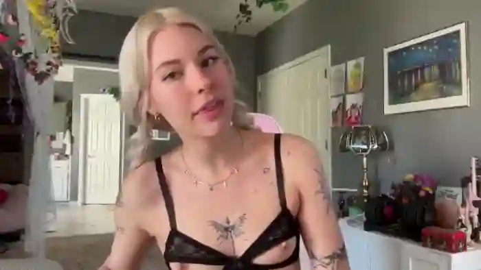 annieangel18