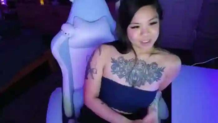 dolllface