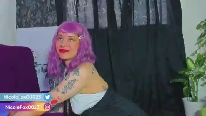 NicoleFox23