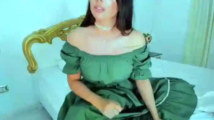 NycoleAniston