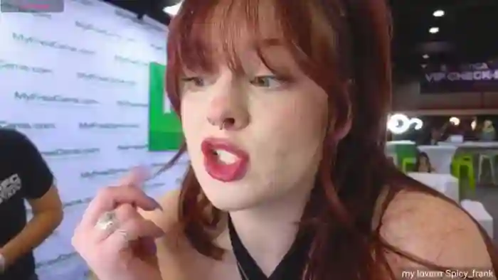 naughtybella_