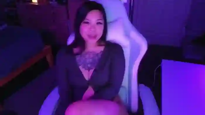 dolllface