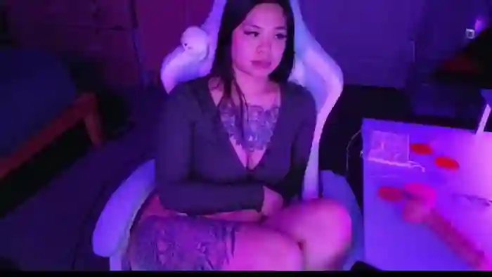 dolllface