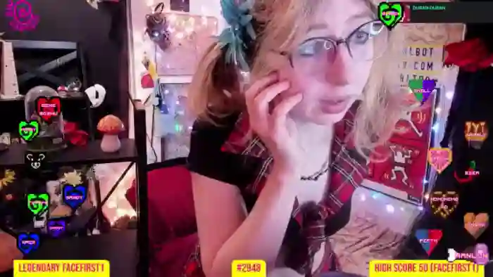 GirlbotDiv