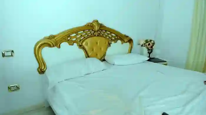 NycoleAniston