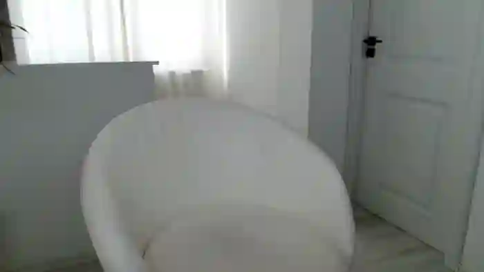 Kiki_akay