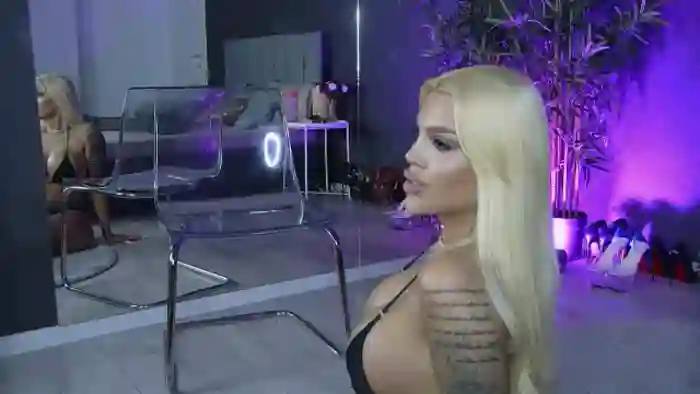 Shayblonde