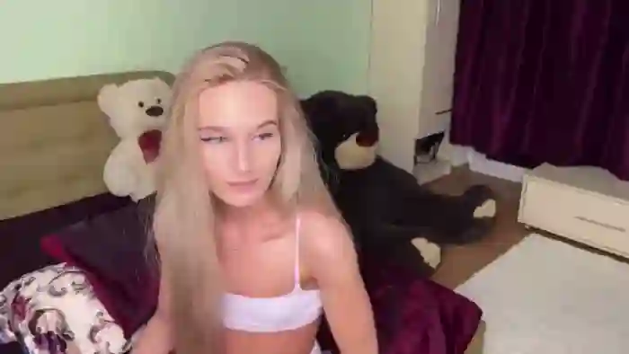 Alexacutegirl