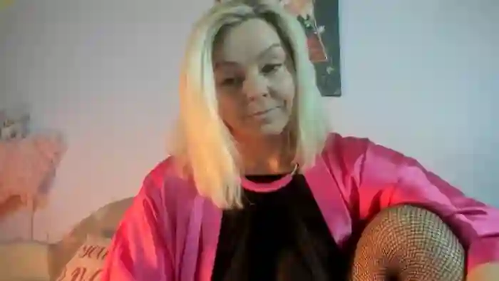 BlondeKylie