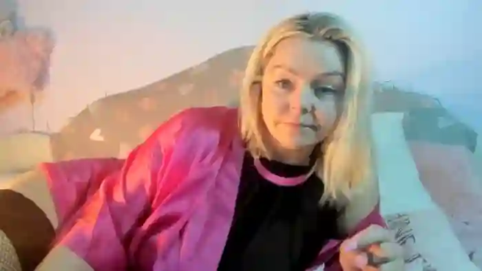 BlondeKylie