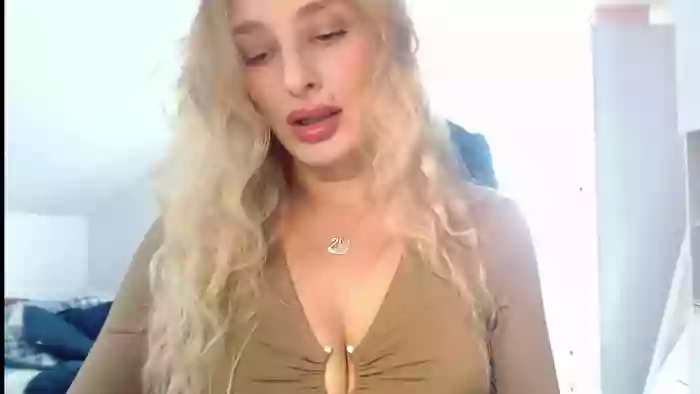 MarilynAlone