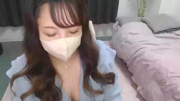 YURI3m
