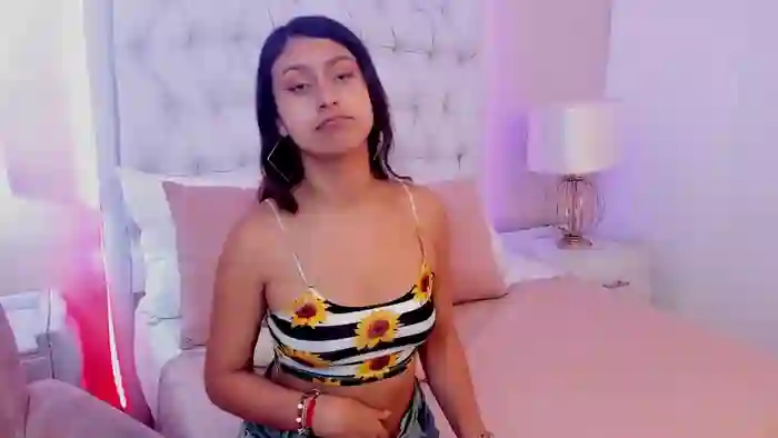 MiaLewis