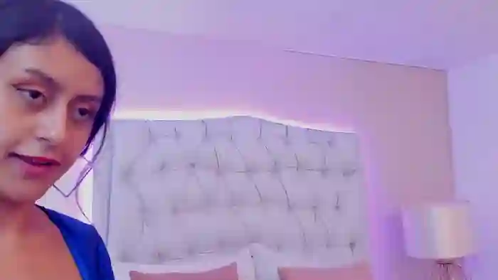 MiaLewis