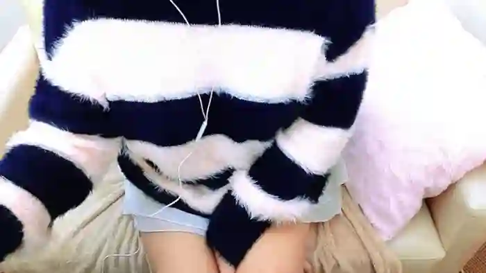 uxuHINAuxu