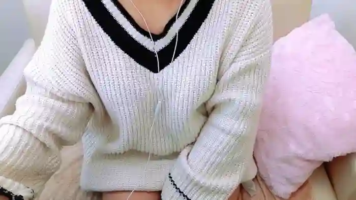 uxuHINAuxu