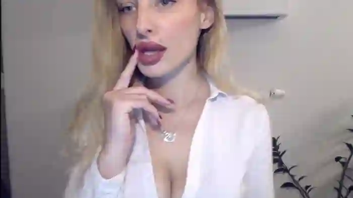 MarilynAlone
