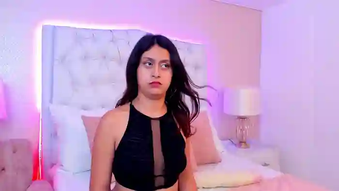 MiaLewis